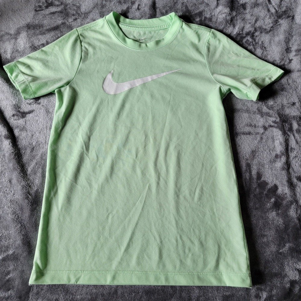 Nike Dri-FIT T-Shirt Kids Small Green Excellent Short Sleeve Swoosh Logo Tee 754